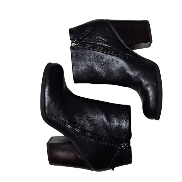 Kenneth Cole Reaction Might Free Me Black Ankle Boots Sz 9 - Picture 3 of 12